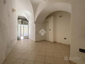 NEGOZIO A ACQUASPARTA