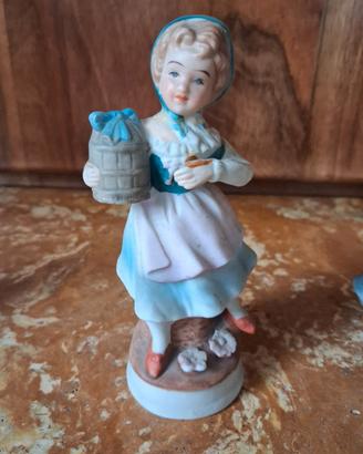 statuetta fanciulla 
