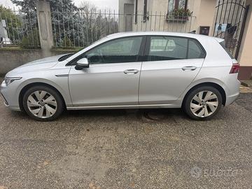 Volkswagen Golf 8 Style TDI 116cv