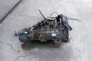 Cambio marce tipo zf 6 s 700