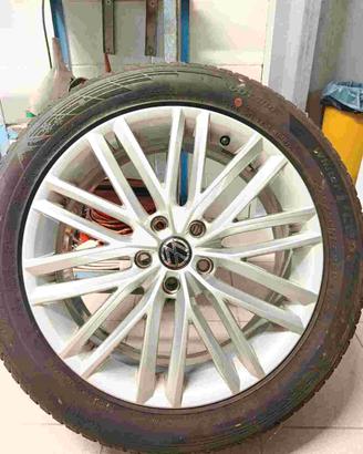 Set 4 cerchi VW e 4 pneumatici invernali