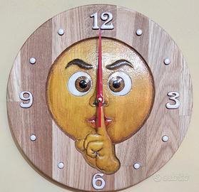 Orologio da parete artigianale in legno