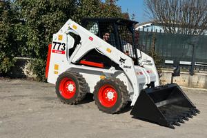 P165 Mini Pala 27 q Bobcat 773