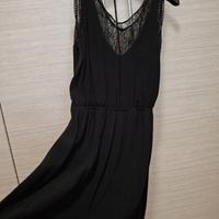 Vestitino nero scollatura