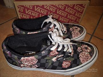 Vans Doheny flowers and checks black