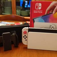 Nintendo Switch OLED+custodia originale 