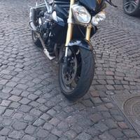 triumph street treple 