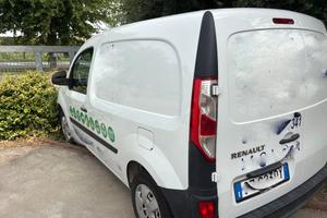 furgone renault