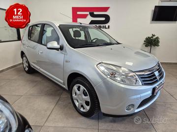 Dacia Sandero 1.2 16V Lauréate