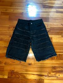 Pantaloni corti