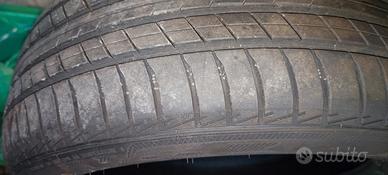 Gomme auto