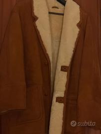 Montone di vera pelle e pelliccia interna