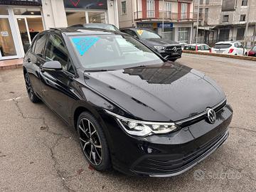 Volkswagen Golf 2.0 TDI 150cv. DSG *PANORAMA *MATR