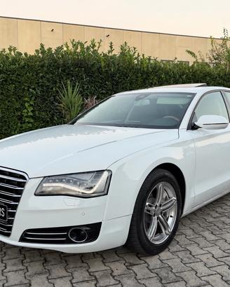 AUDI A8 4.2 V8 TDI QUATTRO TIPTRONIC – 351 CV