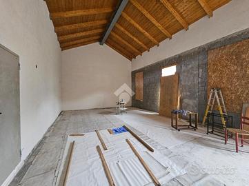 MAGAZZINO A SAN COLOMBANO CERTENOLI