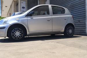 Toyota Yaris 1'o vvti 4 cilindri restyling 48kw