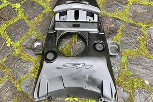 Carena  Serbatoio Honda SH e Plastica Poggiapiedi