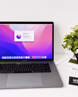 MacBook Pro 15" i7 Garanzia Laptop portatile APPLE