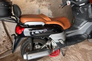 Yamaha versity 300