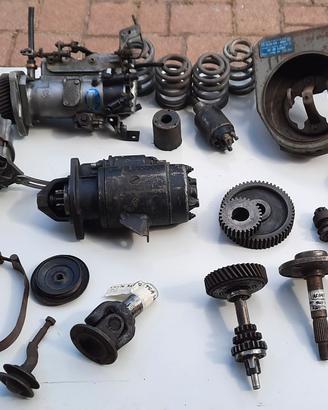 ricambi vari auto d'epoca 