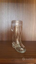 Boccali di birra a forma di stivale