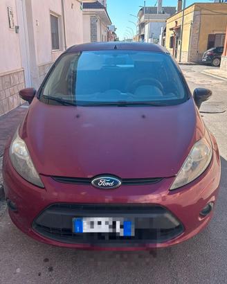 Ford fiesta gpl benzina