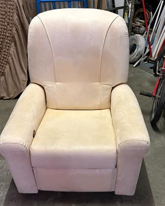 Poltrona reclinabile beige