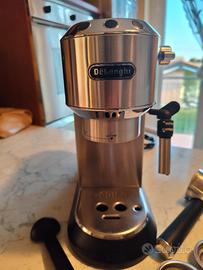 MACCHINA PER CAFFE' "DE LONGHI DEDICA"