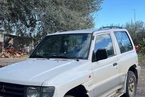 Mitsubishi Pajero GLX 2.5 TDI