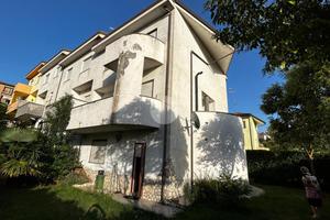 PORZIONE DI QUADRIFAMILIARE A ROGLIANO