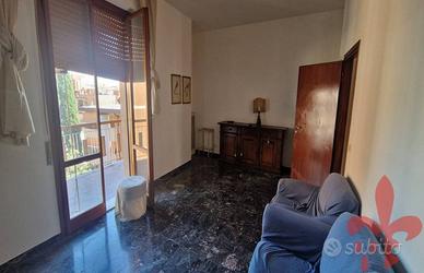 Appartamento di 115 m² con 5 locali e box auto a F