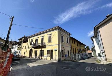 Trilocale a Veduggio con Colzano