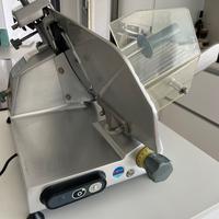 Affettatrice Sirman modello Mirra 300