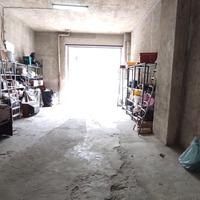 Ampio Garage