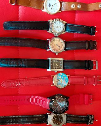 Lotto/Stock 8 orologi al quarzo vintage/usati