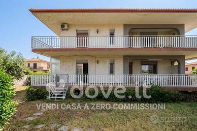 Appartamento di 166 m² con 4 locali e box auto a M