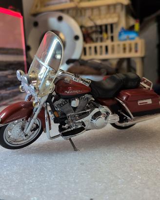 Maisto Harley-Davidson 