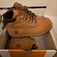 Timberland 29 - Vans 29
