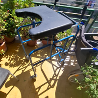 Deambulatore ascellare