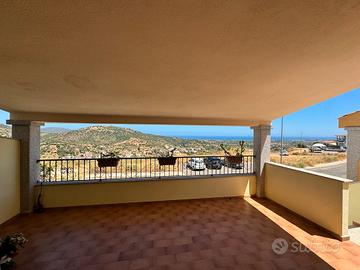 Villa a schiera con vista mare