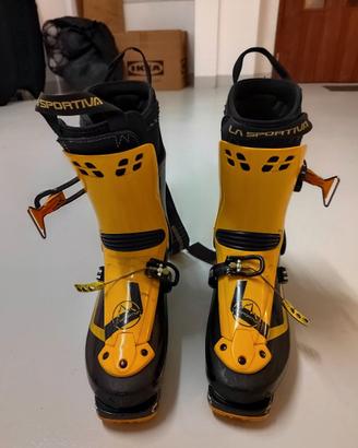 Scarponi scialpinismo