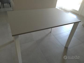 Tavolo da cucina Scavolini allungabile