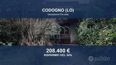 Immobile in asta di 349 m² con box auto doppio a C