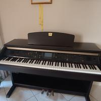 Yamaha Clavinova CVP 301