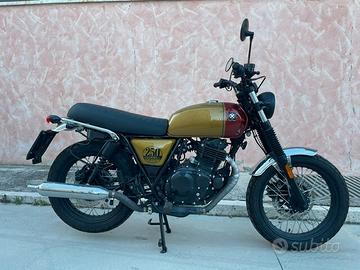 Brixton Cromwell 250 2000 km - 2023