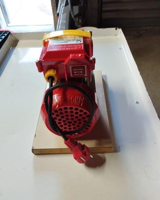 motorino e contenitori 