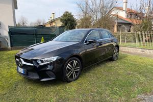 Mercedes A 180 D , 2021, 73000km