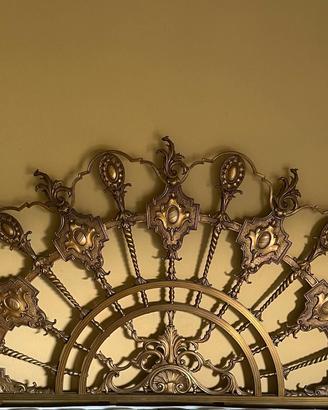letto in ferro battuto in bronzo