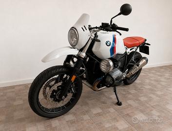 Bmw r nine T
