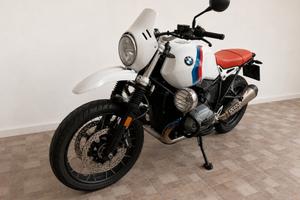 Bmw r nine T